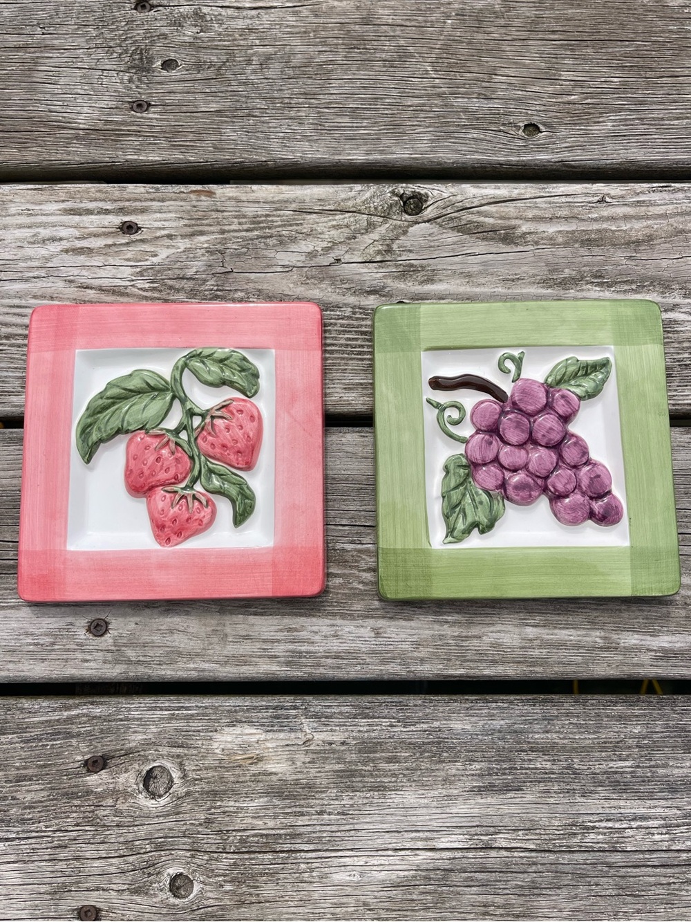 VTG  Ceramic Glazed Fruit 3D Country Kitchen Decor Wall Plaques MCM Trivet Tile